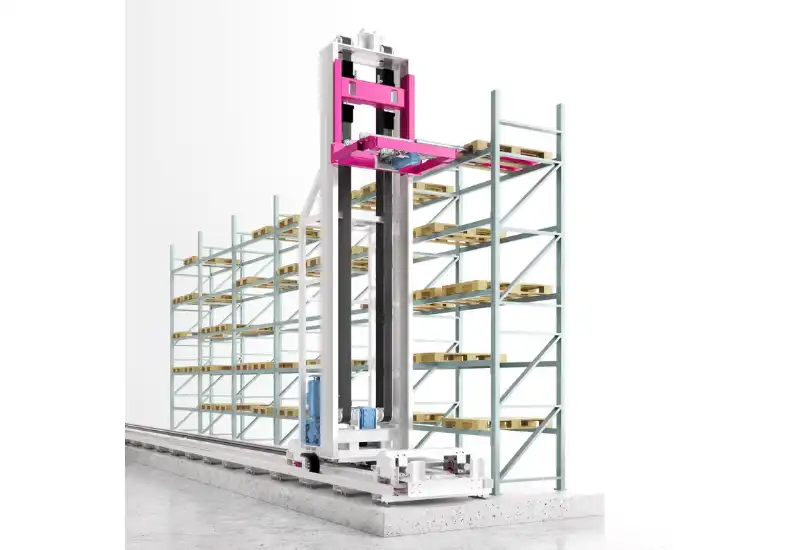 Storage and retrieval machine for Euro pallets