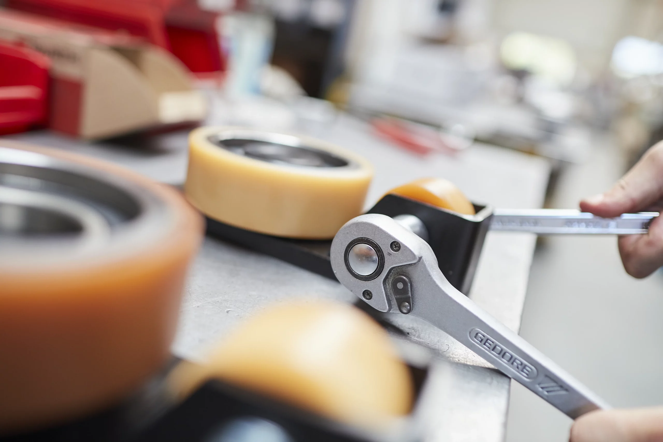 Conveyor components and rollers for precise material handling in the automotive industry